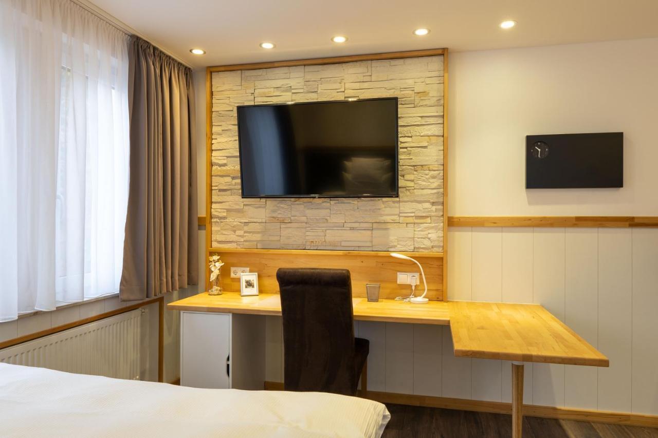 Hotel Post Mit Klimaanlage Neckarsulm Ngoại thất bức ảnh