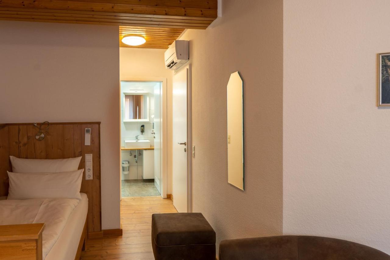 Hotel Post Mit Klimaanlage Neckarsulm Ngoại thất bức ảnh