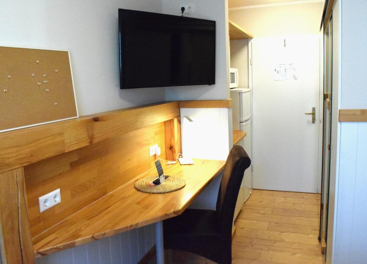 Hotel Post Mit Klimaanlage Neckarsulm Ngoại thất bức ảnh